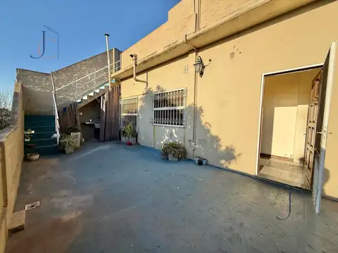 Depto Tipo Casa en Venta 25 años