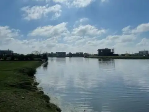 Terreno en Venta de 692,0 m2