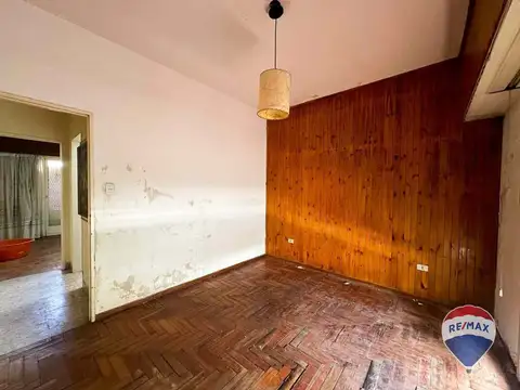 CASA 3 AMBIENTES EN VENTA MONTE GRANDE CON LOCALES