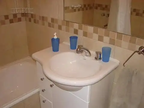 San Luis 3200, Piso 8