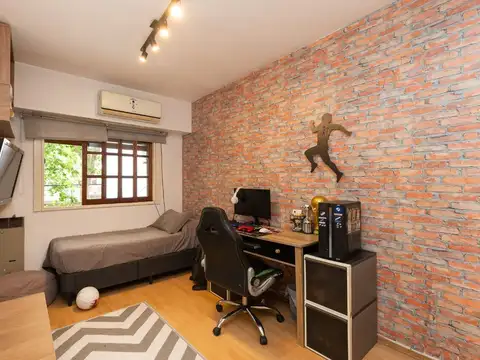 Depto Tipo Casa en Venta con 1 cocheras