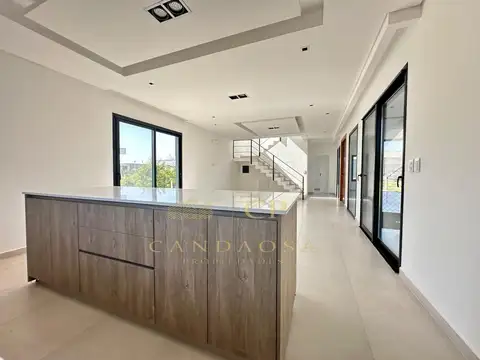 Casa en Venta al Suroeste