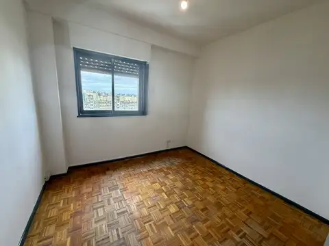 Alquiler Departamento de 3 ambientes con balcón - Lugano IyII Torre 5