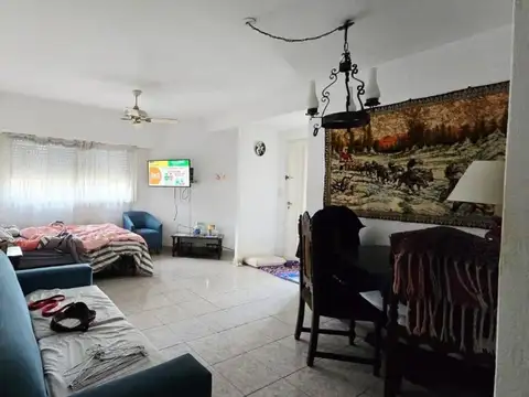 Depto Tipo Casa en Venta de 4 dormitorios