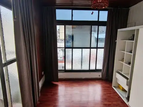 Venta depto 2 ambientes balcón Balvanera