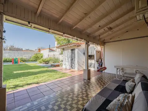 Depto Tipo Casa 4 ambientes con 1 baño