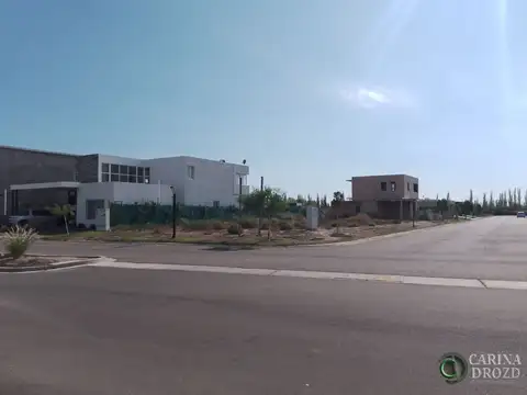 Terreno en Venta en La Colonia, USD 20.000