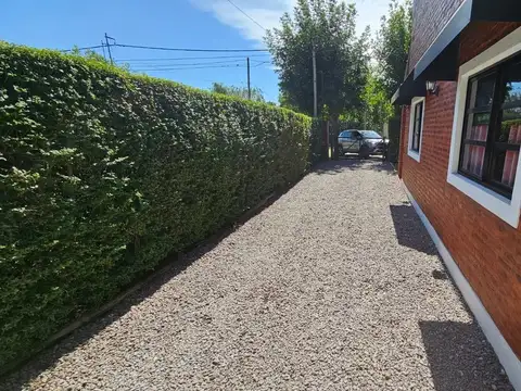 Casa en Venta con 1 cochera