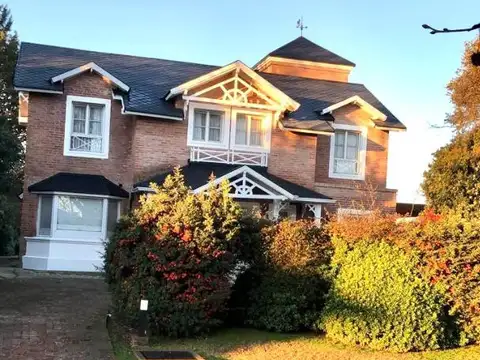 Casa en Venta de 4 dormitorios