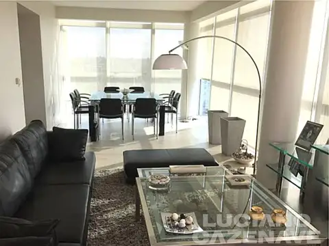 Departamento en Alquiler de 4 ambientes