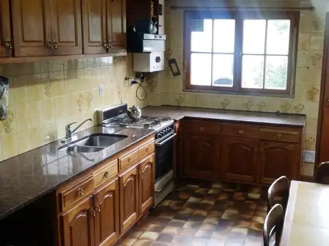 Departamento en venta 3 ambientes centro Bariloche con patio