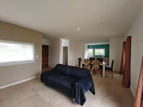 Casa en Venta en Pilar del Este - Santa Lucia, USD 180.000