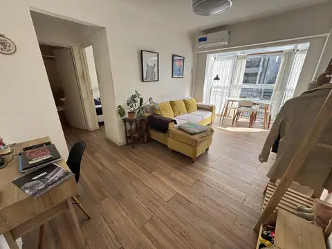 VENTA DEPARTAMENTO DE 2 AMBIENTES LUMINOSO EN BARRIO NORTE / RECOLETA!