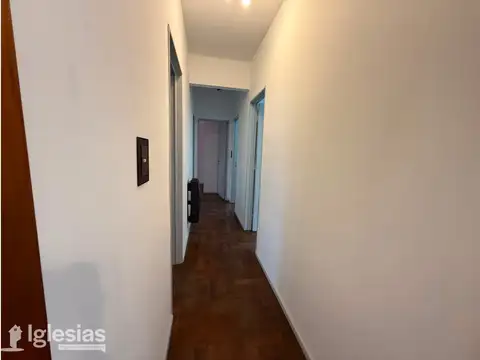 Departamento en Alquiler con 1 cocheras