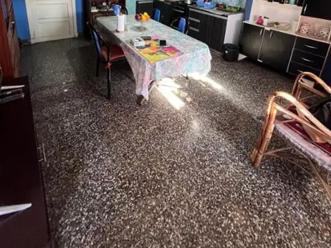 EXCELENTE ESQUINA EN VENTA ARREDONDO 5700 ESQ CONDARCO WILDE