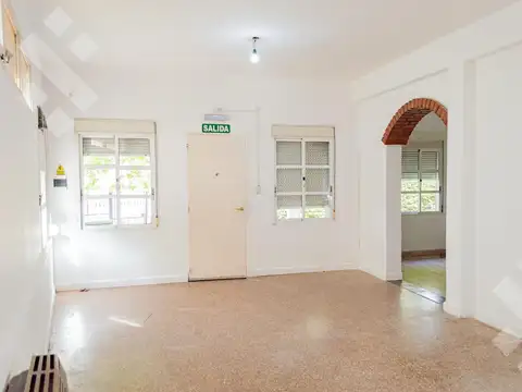 Casa en Alquiler con 1 cochera