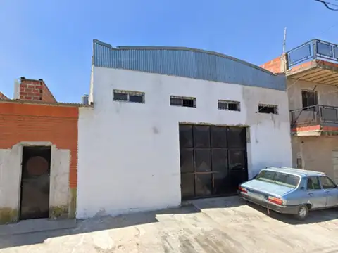 Casa en Venta en Isidro Casanova, USD 90.000