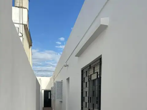 Depto Tipo Casa 4 ambientes con 1 baño
