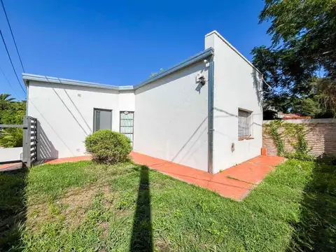 Casa en Venta en Manuel B Gonnet, USD 110.000