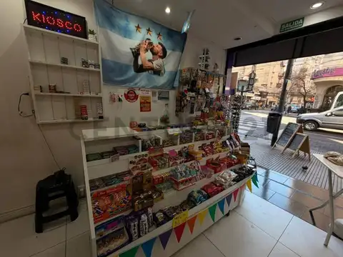 Avenida Rivadavia 3900, Piso 0