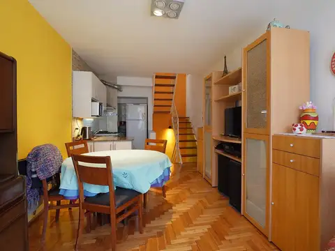 Depto Tipo Casa en Venta de 3 ambientes