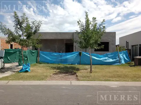 Casa en venta en Santa Lucia, Pilar del Este, C. Torra 2814