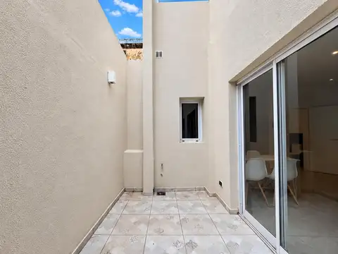Depto Tipo Casa en Venta en Villa Urquiza, USD 169.900