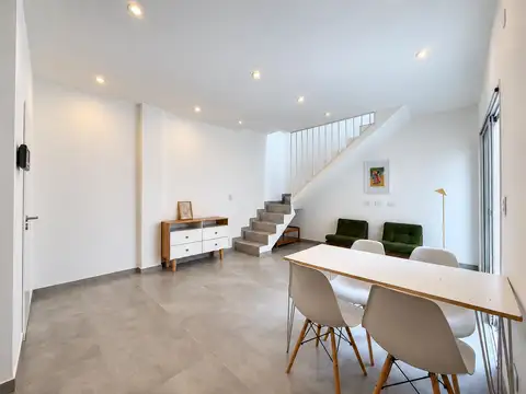 Depto Tipo Casa en Venta de 3 ambientes