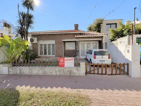 Casa en venta  Rosario, Alberdi.