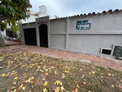 Vendo hermosa casa en Tres Cerritos / Salta Capital  