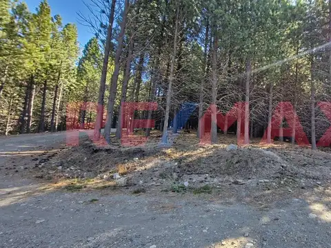 Lote en venta en esquina del barrio EL REMANSO SMA