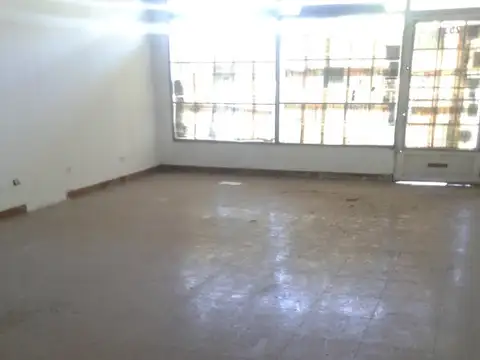 ALQUILA LOCAL EDIFICIO EDIFICIO BIANEA 50 MTS-PILAR