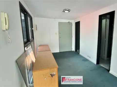 Oficina en Venta. Microcentro. 2 Cocheras. Monserrat.