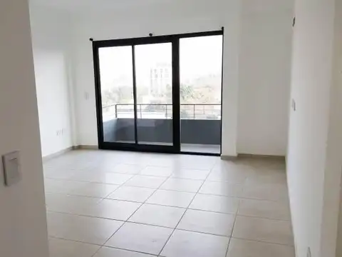 Alquiler Mono Ambiente a Entrenar Centrico Escobar