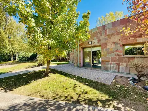 Casa en Alquiler en Centenario, $ 4.200.000