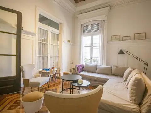 Venta PH tipo casa con 4 dormitorios en Caballito