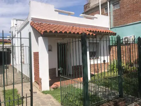 Depto Tipo Casa en Alquiler de 3 ambientes