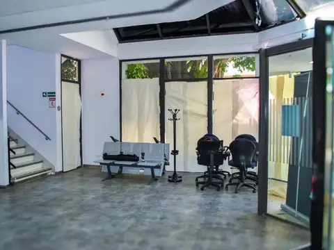 Local en Venta Via Pública
