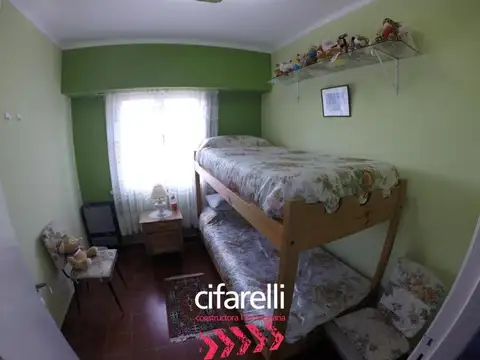 Los Eucaliptos al 1300