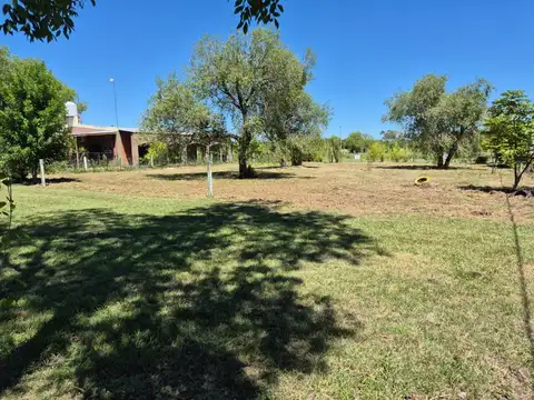 Terreno en Venta 27  mts Fondo