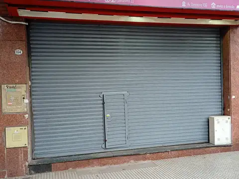 Local en Alquiler 50 años