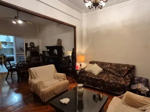 Depto Tipo Casa 6 ambientes con 3 baños