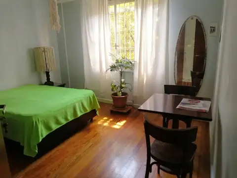 Depto Tipo Casa en Venta de 6 ambientes