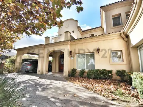 Casas en venta en Ombúes barrio privado, 4 dormitorios con pileta, Hudson.
