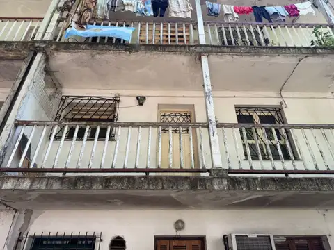 TRES AMBIENTES EN VENTA MATADEROS