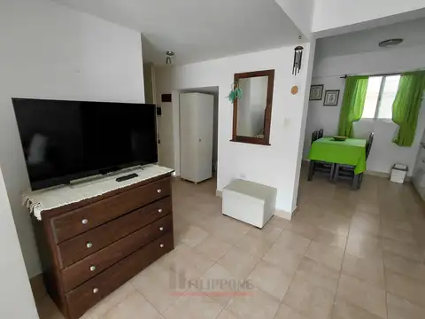 Departamento de 1 dormitorio en venta c/ cochera en Monte Hermoso