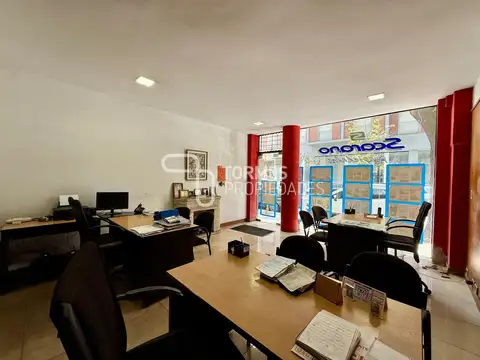 Local en Venta 50 años