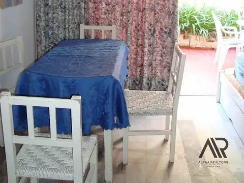 Apartamento en venta c/ cochera en Península