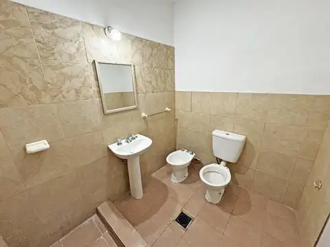 Casa interna en alquiler