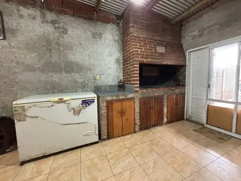 VENTA / CASA / 2 DORMITORIOS / RAFAELA